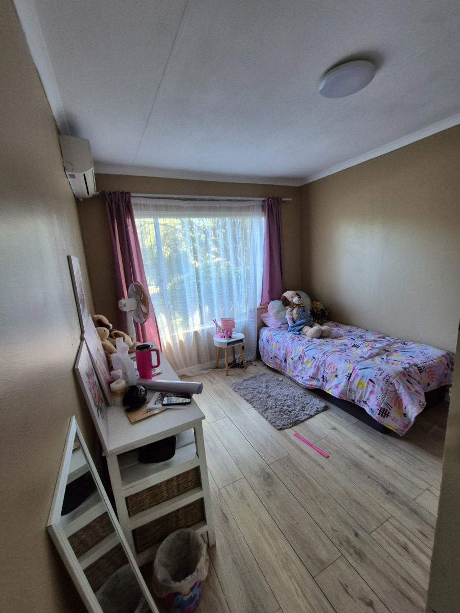 To Let 3 Bedroom Property for Rent in Pellissier Free State